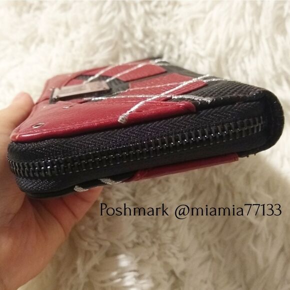 Loungefly DC Flash Wallet - Picture 7 of 9